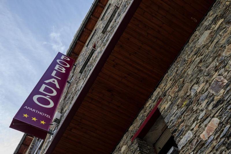 Aparthotel Poblado Arinsal Exteriér fotografie